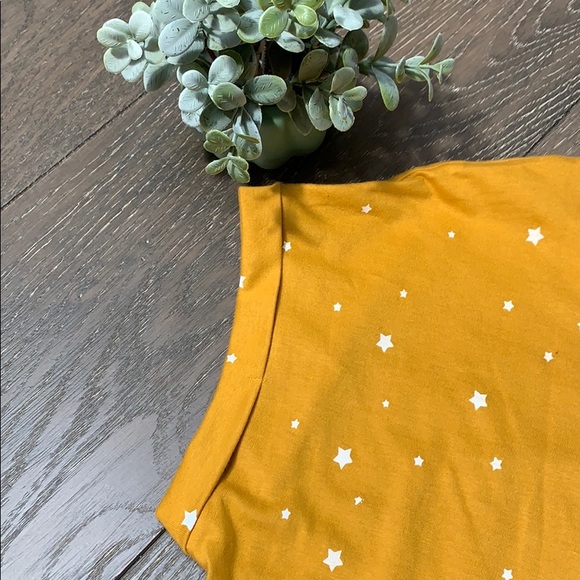 ✨ Ultra soft tee with pocket - Picture 7 of 8